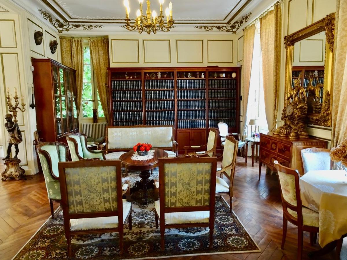 Tournon-Saint-Pierre 샤또 레 발레 B&B 외부 사진