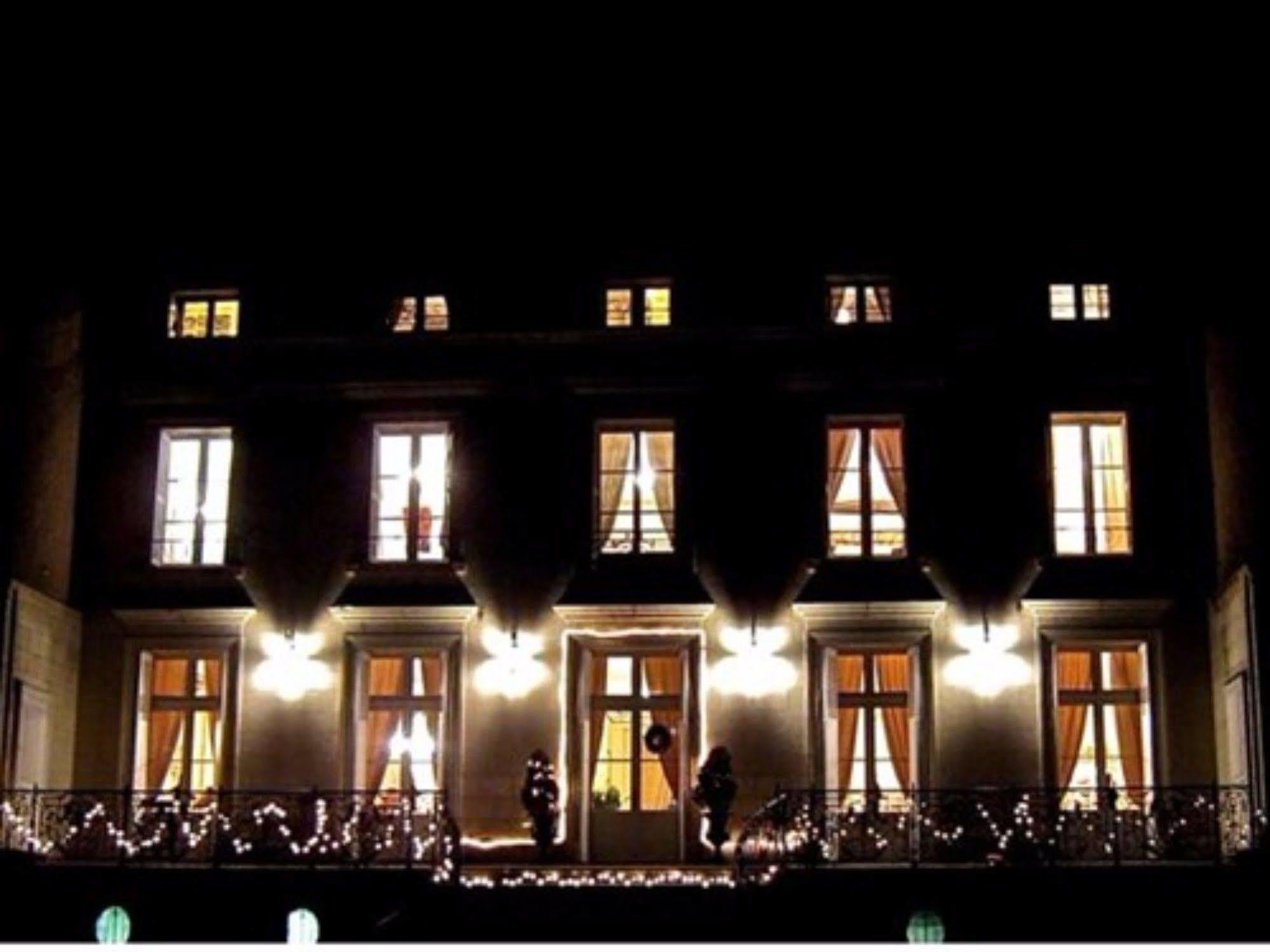 Tournon-Saint-Pierre 샤또 레 발레 B&B 외부 사진