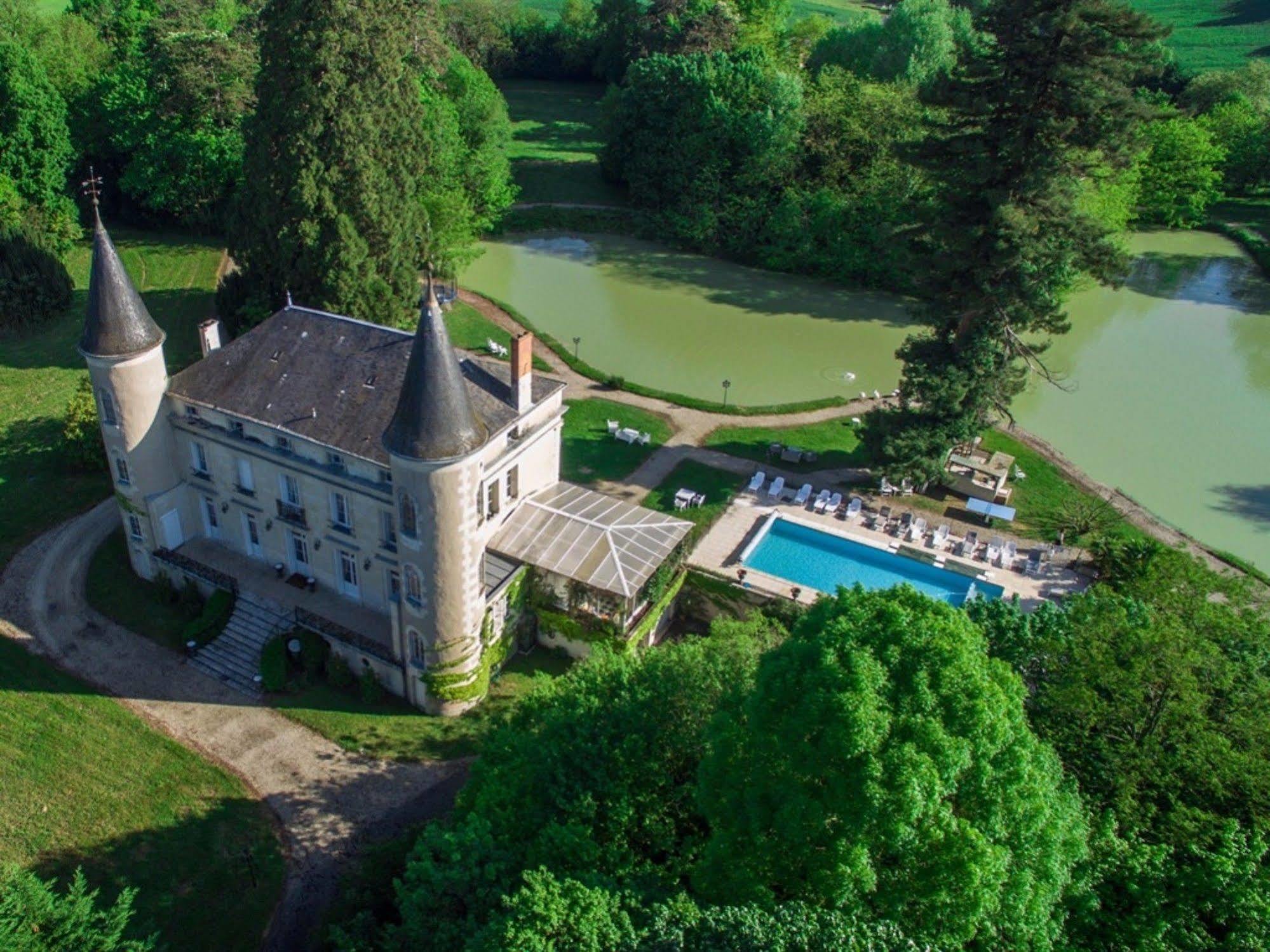 Tournon-Saint-Pierre 샤또 레 발레 B&B 외부 사진